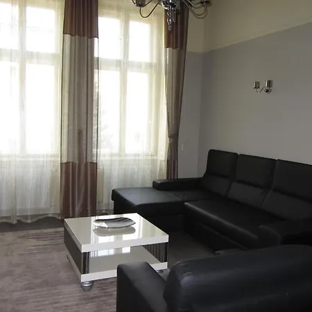 Viola Apartman * Debrecen