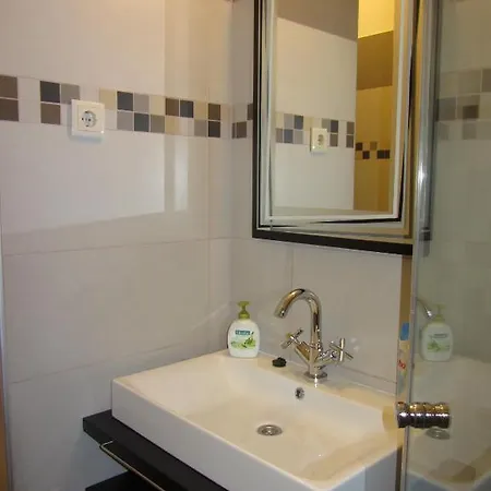 Viola Apartman